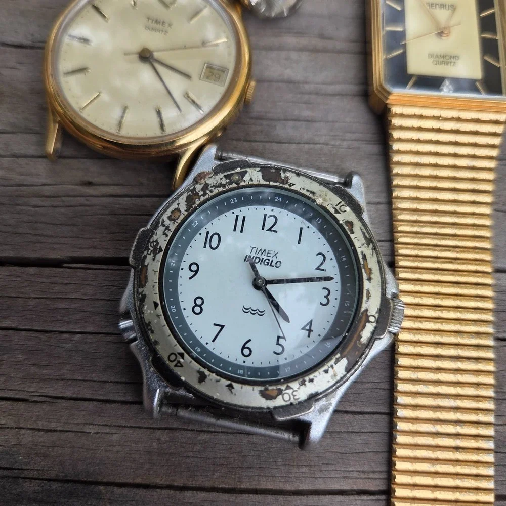 Lot of 4 Vintage Watches Benrus Diamond Quartz Timex Indiglo For Parts Repair